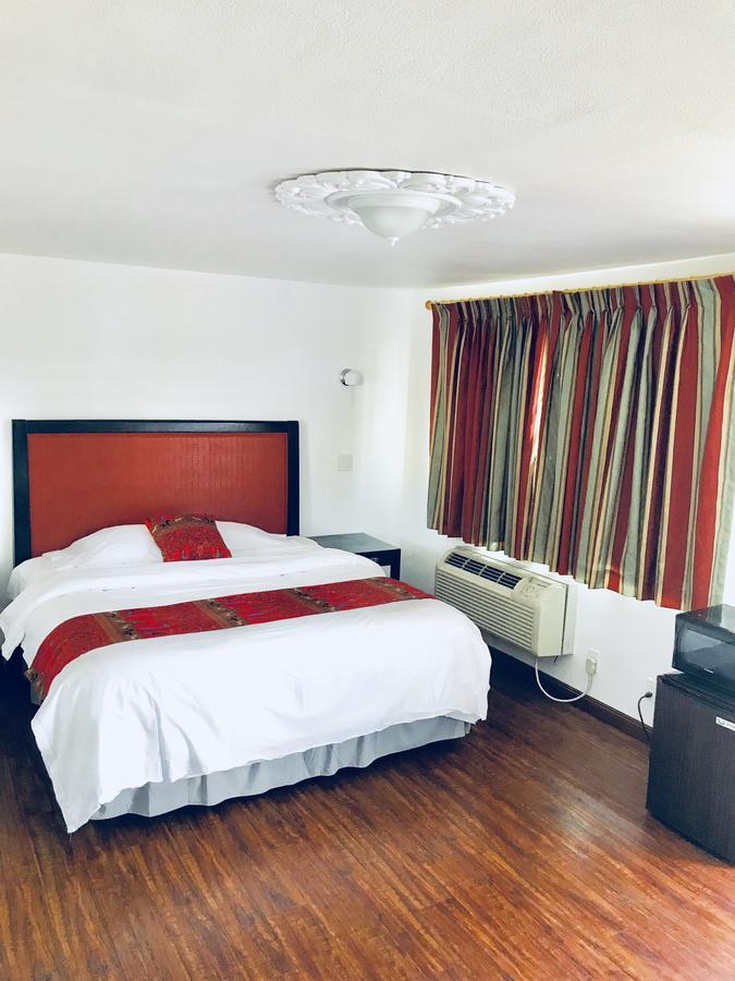 Norwalk Inn & Suites Esterno foto